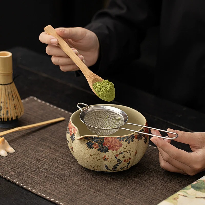8PCS Japanese Flint red Matcha - مراجعة Matcha Whisk Set وسعره